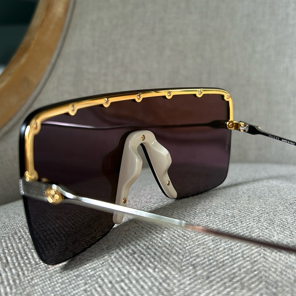 Gucci 99mm shield sunglasses - Picture 8 of 16